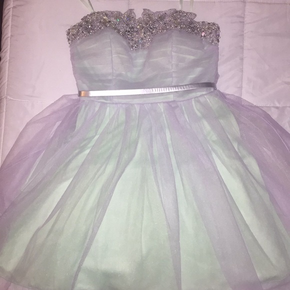 Lovely Dance/Homecoming Dress!! 75 Obo - Picture 2 of 4